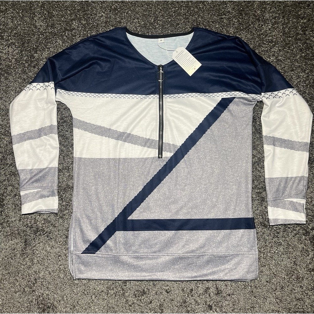 New W/ Tag Woman's Blue Gray geometric Pattern Shirt Long Sleeves W/ Zipper M